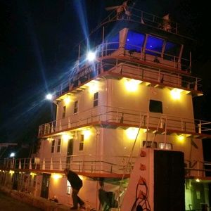 Meet your Posher, Clifford